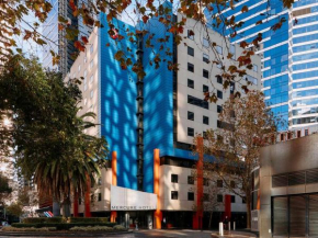 Гостиница Mercure Melbourne Southbank  Мельбурн